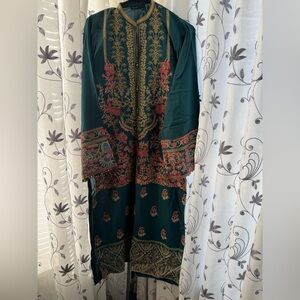 Embroidered Green long straight shirt